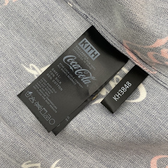 Kith x Coca-Cola Printed Button-Up Camp Collar Shirt - Medium - Picture 8 of 12